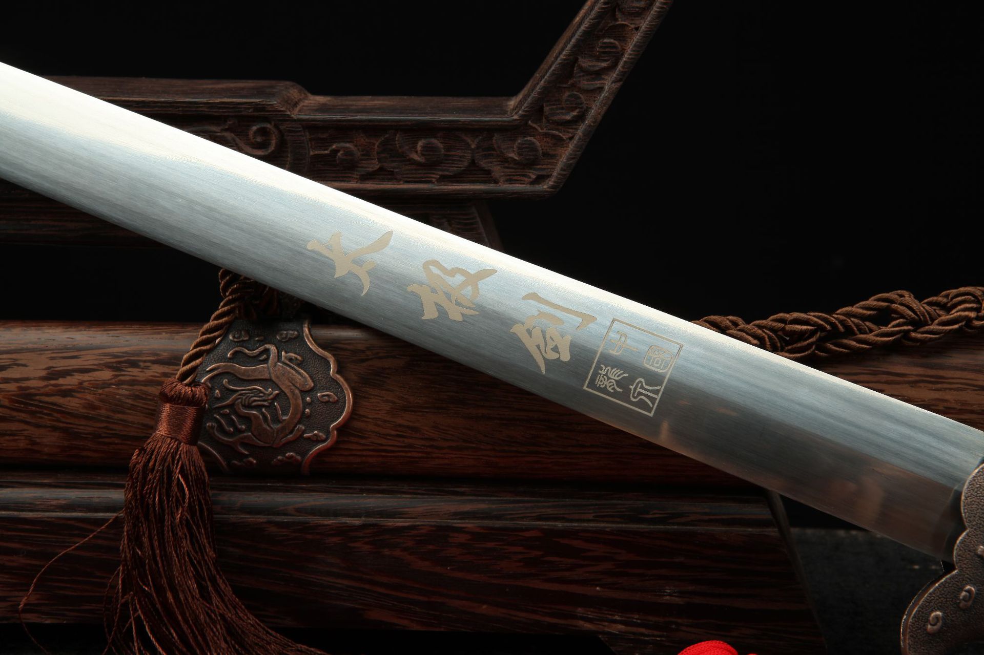 龍泉太極劍價格,龍泉太極劍價格，探尋傳統(tǒng)與現(xiàn)代的完美融合