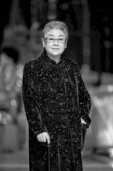 京劇演員李世濟，在自然懷抱中尋求內(nèi)心寧靜之道