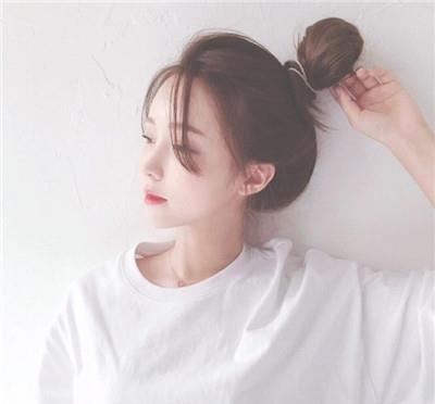 科技與美學(xué)重塑生活品質(zhì)，最新微信美女高清頭像分享