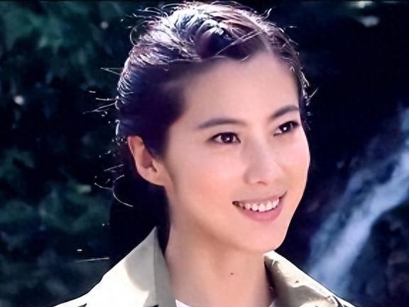 女演員王珂與大自然私密對(duì)話，探尋內(nèi)心寧靜之旅
